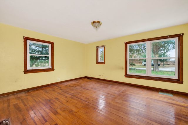 6570 S County Road 850 E, Crothersville, IN 47229