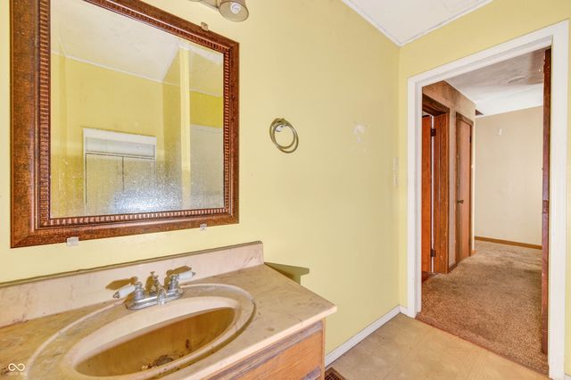 6570 S County Road 850 E, Crothersville, IN 47229