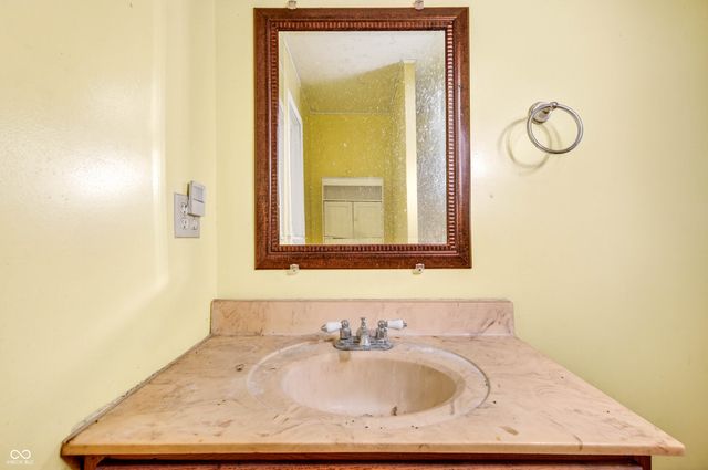 6570 S County Road 850 E, Crothersville, IN 47229