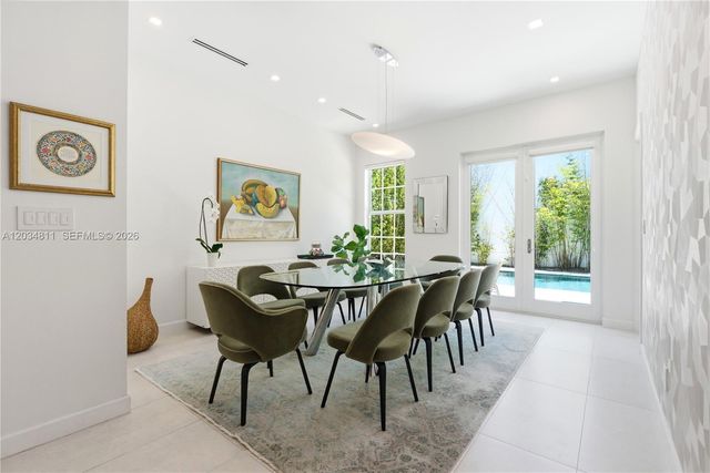 19941 NE 36th Pl, Aventura, FL 33180