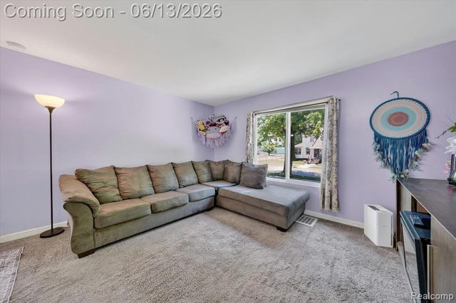 47 Avery Street, Mount Clemens, MI 48043