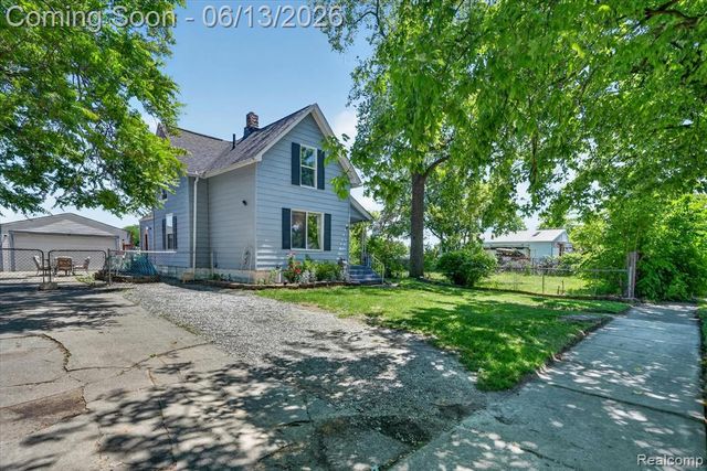 47 Avery Street, Mount Clemens, MI 48043
