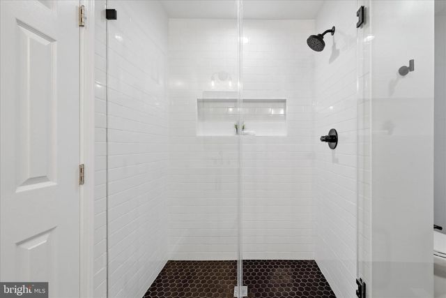 7716 SHOOTINGSTAR DR, Springfield, VA 22152