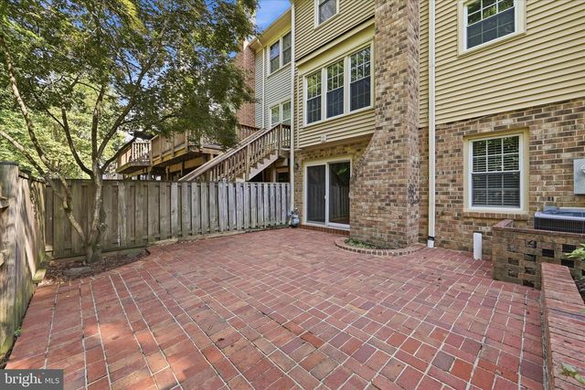 7716 SHOOTINGSTAR DR, Springfield, VA 22152