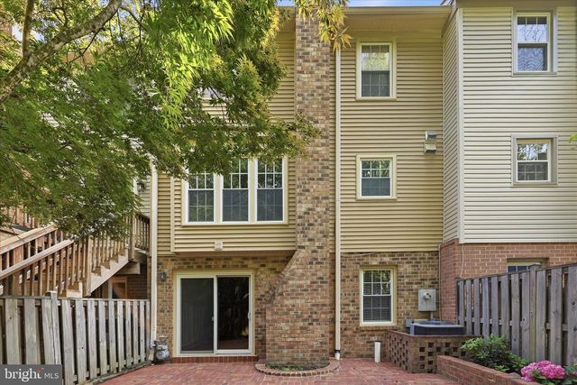 7716 SHOOTINGSTAR DR, Springfield, VA 22152