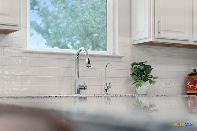 703 Saratoga Lane, Georgetown, TX 78633