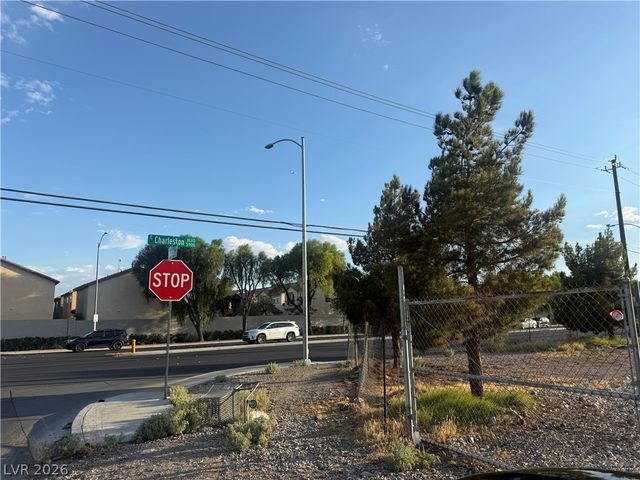 51 Madge Lane, Las Vegas, NV 89110