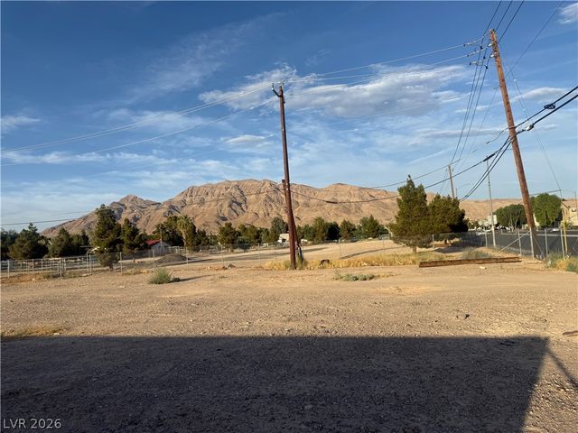 51 Madge Lane, Las Vegas, NV 89110