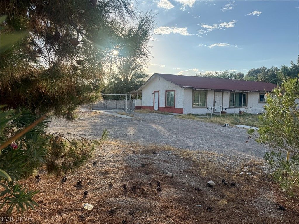51 Madge Lane, Las Vegas, NV 89110 — photo 3