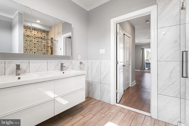 1141 S DORRANCE ST, Philadelphia, PA 19146