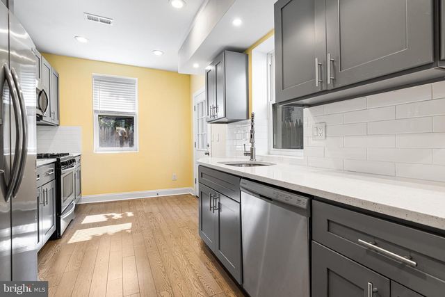 1141 S DORRANCE ST, Philadelphia, PA 19146
