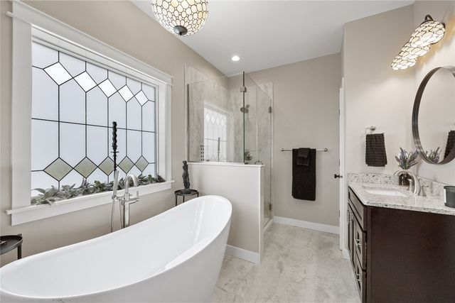 260 Howard Avenue NW, Swisher, IA 52338