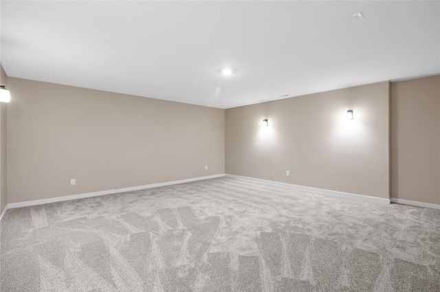 260 Howard Avenue NW, Swisher, IA 52338