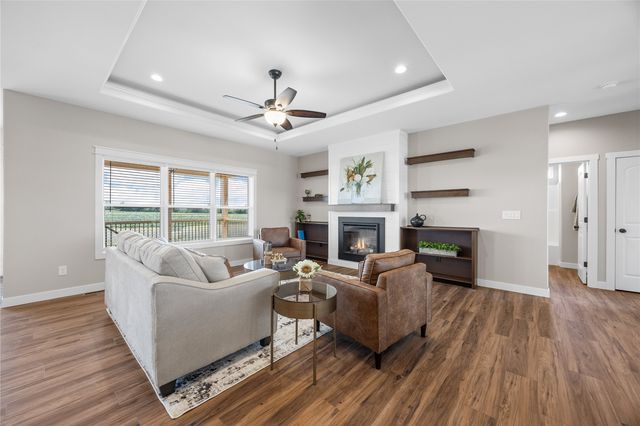 260 Howard Avenue NW, Swisher, IA 52338