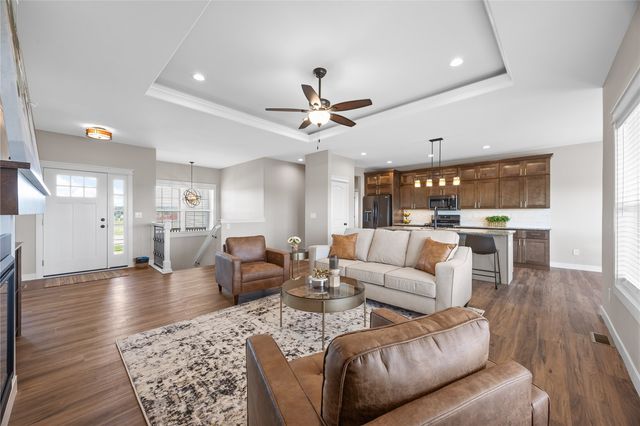 260 Howard Avenue NW, Swisher, IA 52338