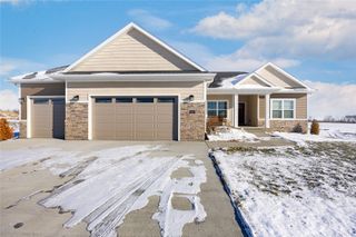 260 Howard Avenue NW, Swisher, IA 52338