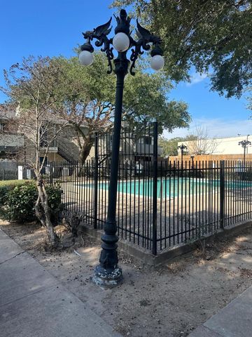 9797 Leawood Boulevard 601, Houston, TX 77099