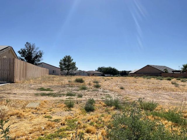 26684 Topsail, Helendale, CA 92342