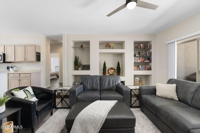 16407 W ROCK SPRINGS Lane W, Surprise, AZ 85374