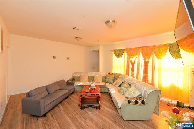 349-351 Osborne Terrace, Newark, NJ 07112