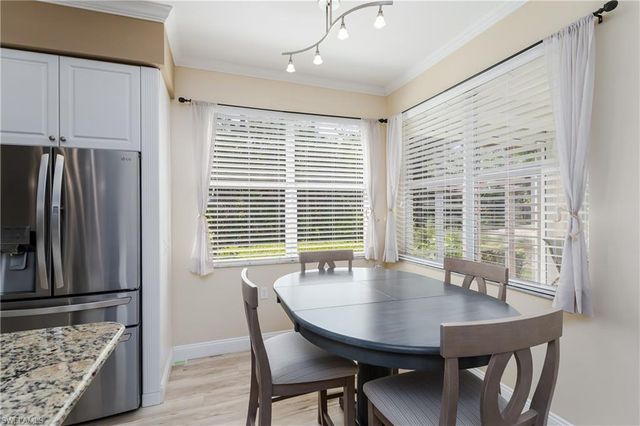 3952 Forest Glen BLVD 101, Naples, FL 34114