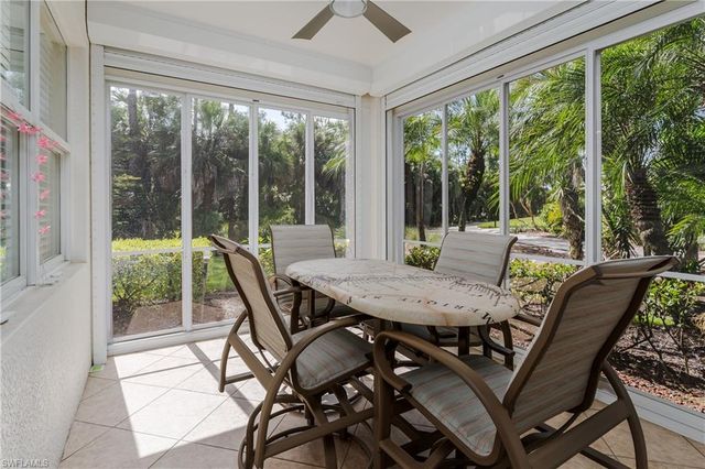 3952 Forest Glen BLVD 101, Naples, FL 34114