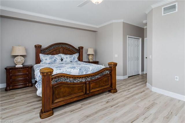 3952 Forest Glen BLVD 101, Naples, FL 34114