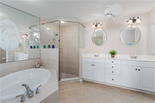 3952 Forest Glen BLVD 101, Naples, FL 34114
