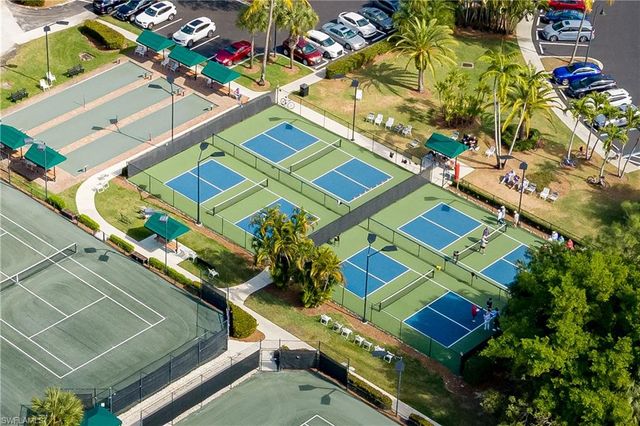 3952 Forest Glen BLVD 101, Naples, FL 34114