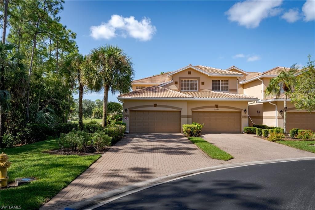3952 Forest Glen BLVD 101, Naples, FL 34114