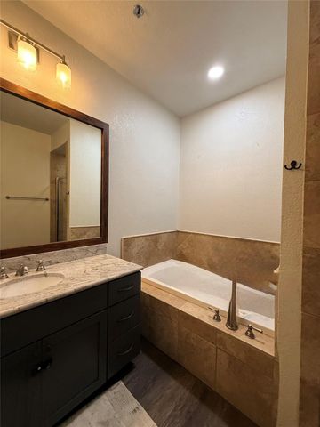 3404 American DR 1320, Lago Vista, TX 78645