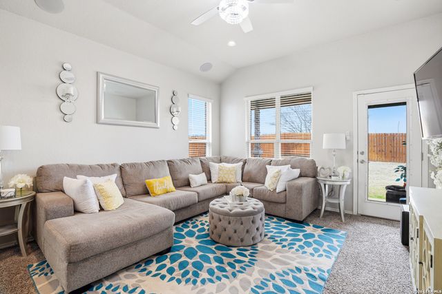 7231 Lunar Eclipse, Converse, TX 78109