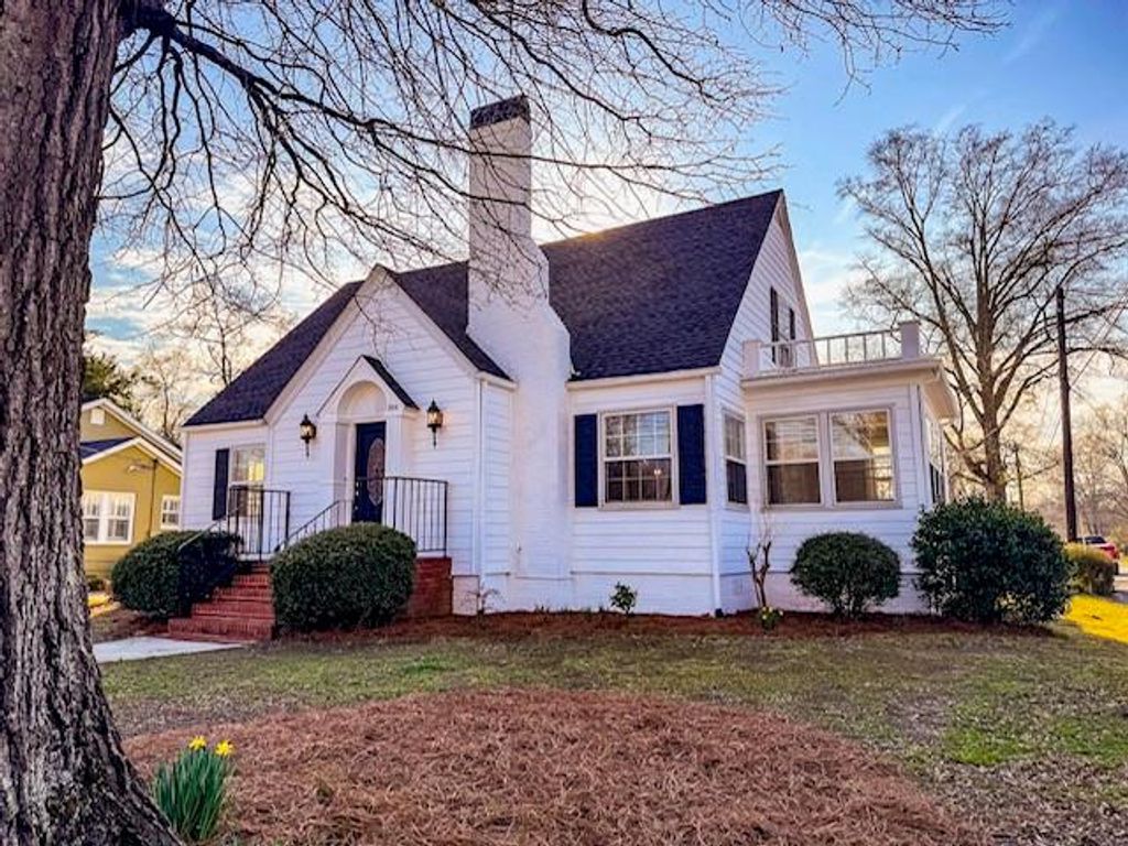 321 N College Street, Cedartown, GA 30125