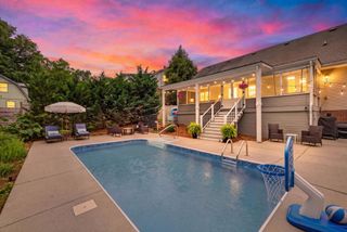906 Douglas Ln, Clarksville, TN 37043