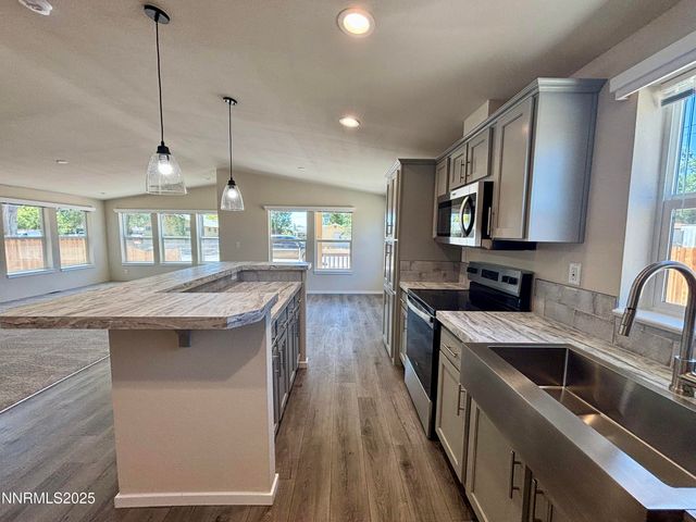 750 16th Street, Lovelock, NV 89419