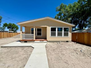 750 16th Street, Lovelock, NV 89419