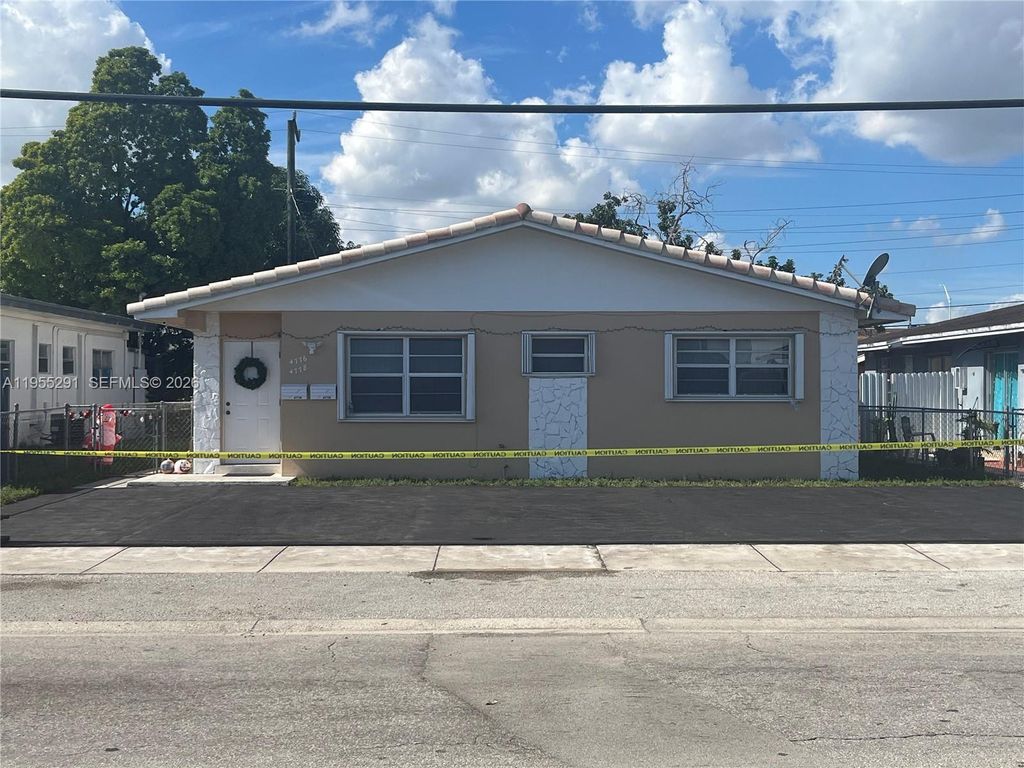 4776 E 10th Ave 4778, Hialeah, FL 33013