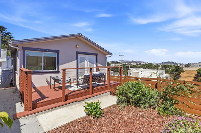 703 Dartmouth Street, San Francisco, CA 94134