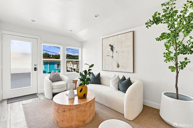 703 Dartmouth Street, San Francisco, CA 94134