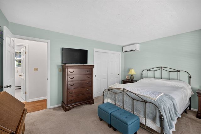 16 Holly Ridge Drive, Sandwich, MA 02563