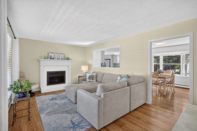 16 Holly Ridge Drive, Sandwich, MA 02563