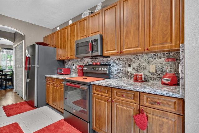 10828 SW 243rd Street, Homestead, FL 33032