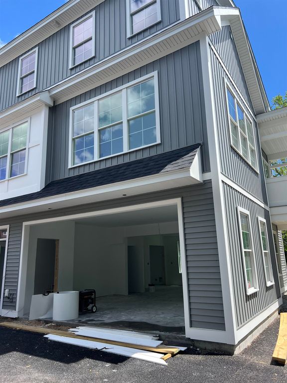 796 Central Avenue Unit B BACK, Dover, NH 03820