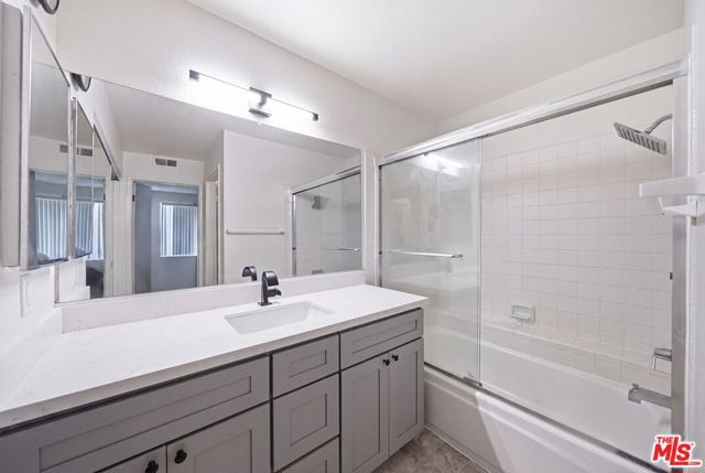 2559 Plaza Del Amo 213, Torrance, CA 90503
