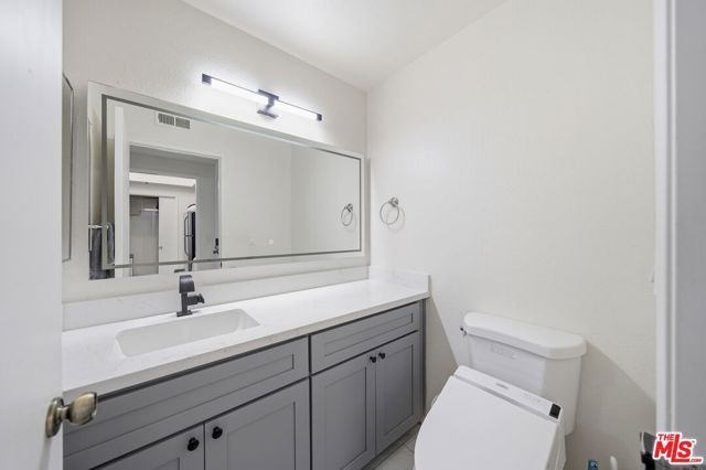 2559 Plaza Del Amo 213, Torrance, CA 90503
