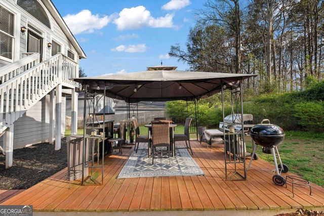 695 Hill Meadow Drive, Dacula, GA 30019