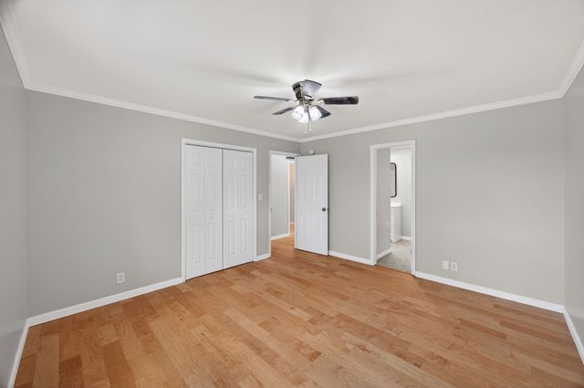 3766 Old Bridge Rd, Cookeville, TN 38506