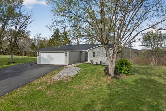 3766 Old Bridge Rd, Cookeville, TN 38506