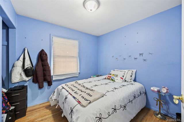 11 Castle Drive, Chestnut Ridge, NY 10977