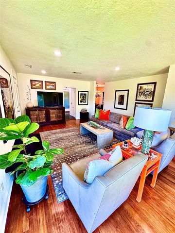 1601 Hwy 77 S, La Grange, TX 78945